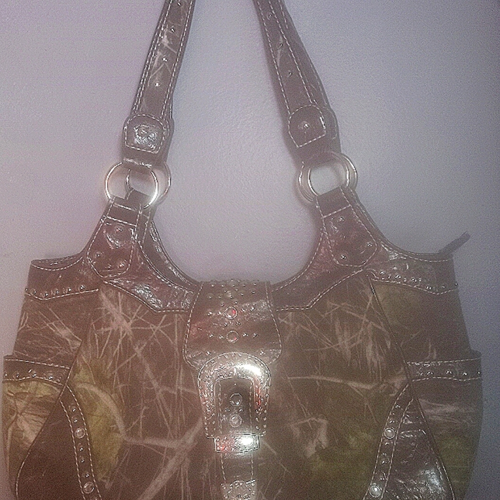 Camo purse